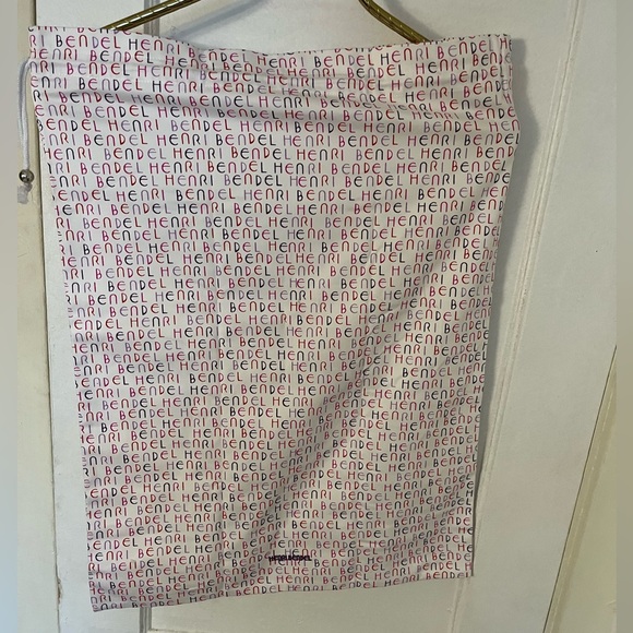 Henri Bendel Laundry Bag - Picture 3 of 4